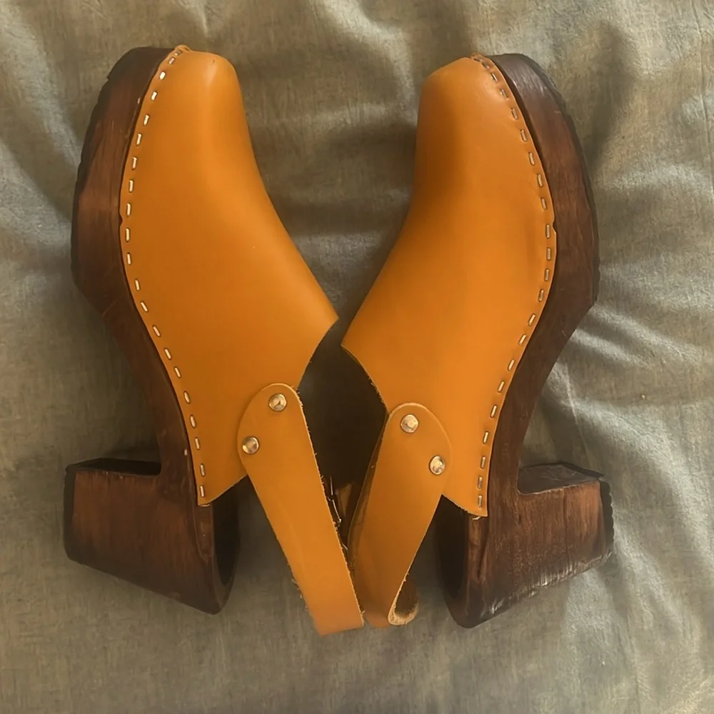 Lotta of Stockholm Yelloe Clogs - EUC!!! Size 39 - Picture 4 of 8